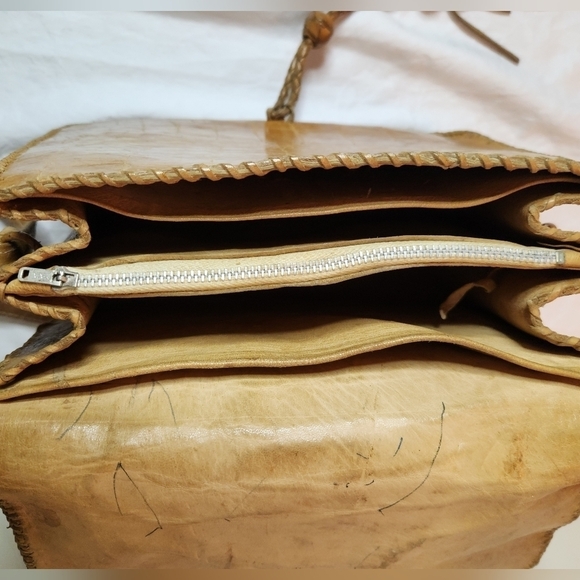 Vintage Crocodile Leather Purse - Picture 9 of 14